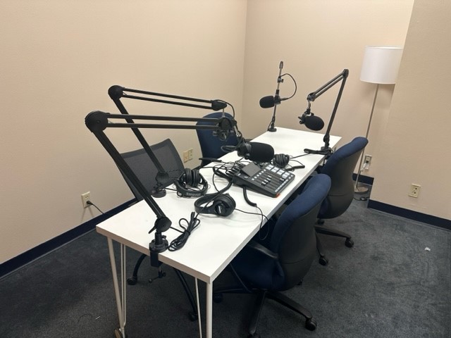 Photo of Fondren Library podcasting studio