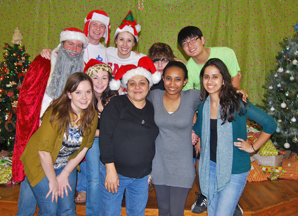 SMU Alternatives Breaks organized Christmas parties at a Brownsville, Texas, community center during winter break.