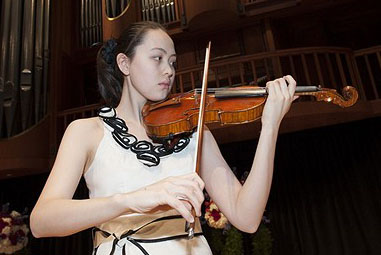 Mustang Gift The Arts