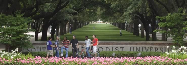 Students on the Boulevard