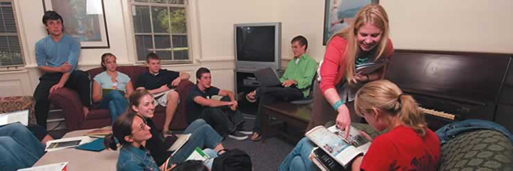 Hilltop Scholars in the residence hall