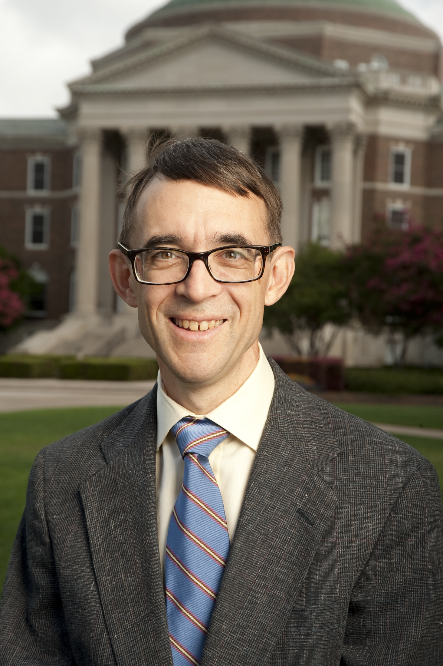 Dean ad interim Peter K. Moore