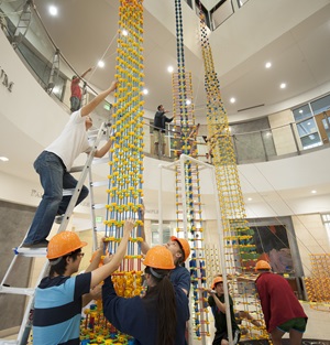 SMU engineering students in WABA Fun tallest toy contest