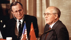 Bush and Gorbachev at Malta, December 1989 - the first time ever that an American President and Soviet General Secretary held a simultaneous joint press conference.