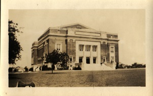 McFarlin Auditorium in 1917