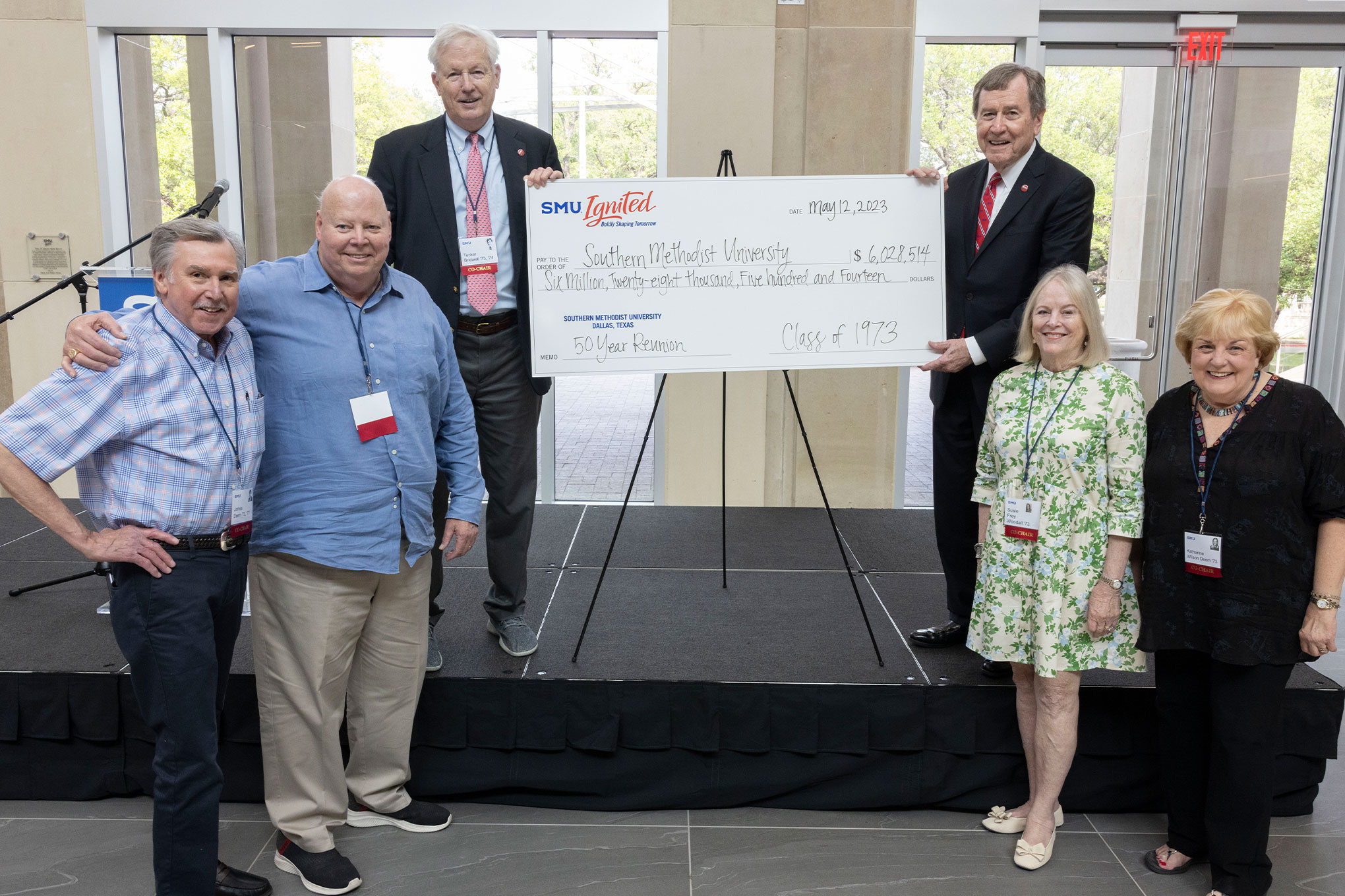 Members of the Class of 1973 present a check to SMU President R. Gerald Turner