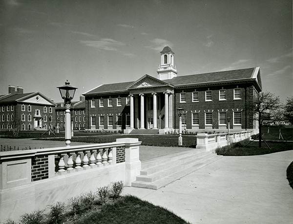 Exterior view of Bridwell Library