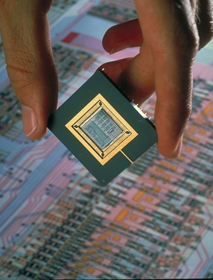 [Digital Signal Processor chip], ca. 1999