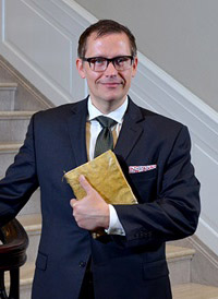 R. Arvid Nelsen