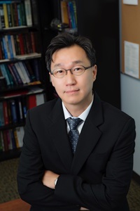 A headshot of MinJun Kim, a member of the Lyle School of Engineering Faculty.