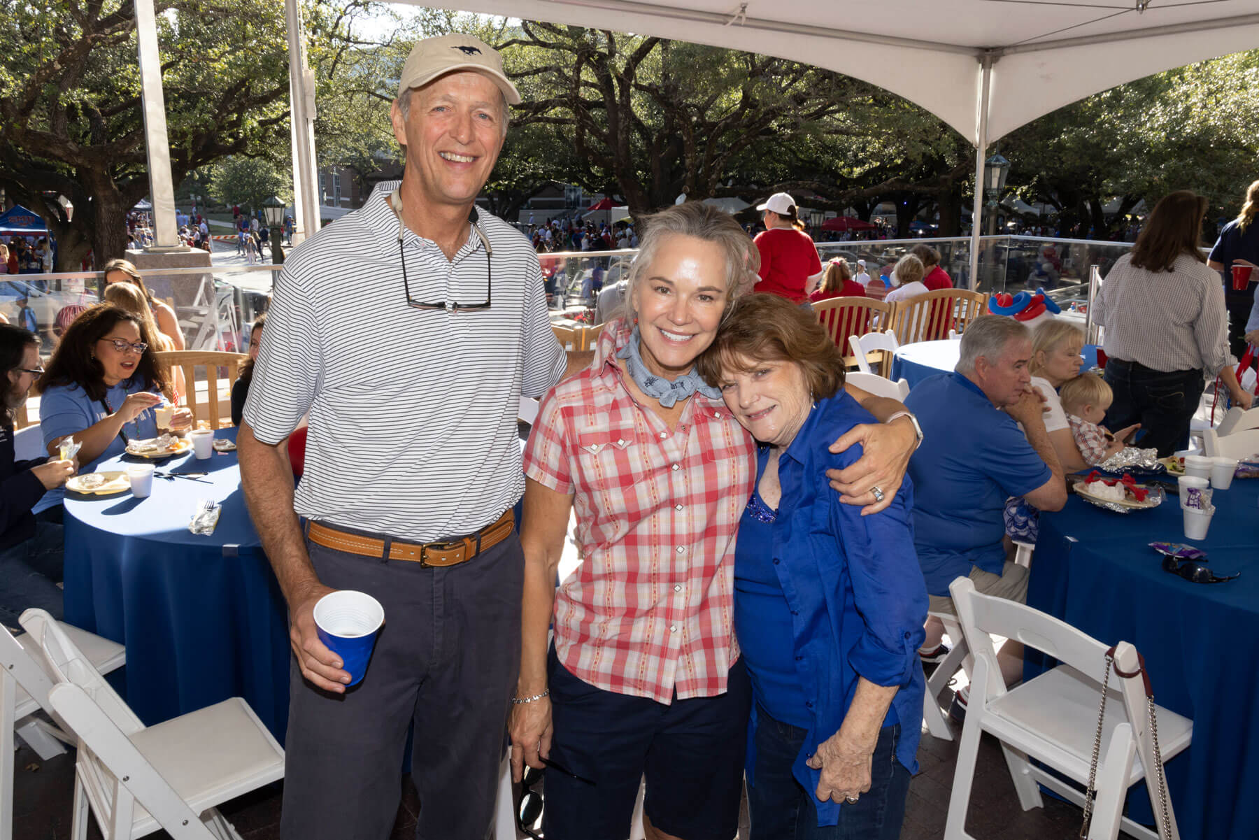 SMU Homecoming parents and student