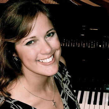 Kelly teaches piano in West Dallas