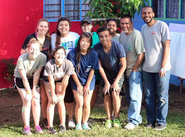 Fall Break Volunteers