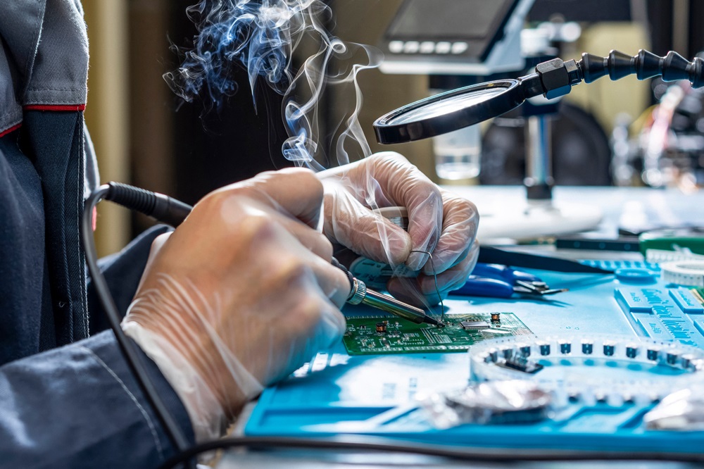 Electrical Engineering, M.S. EE Program, Electrical Systems, Digital Signal Processing, Electromagnetics, Microelectronics, Wireless communication
