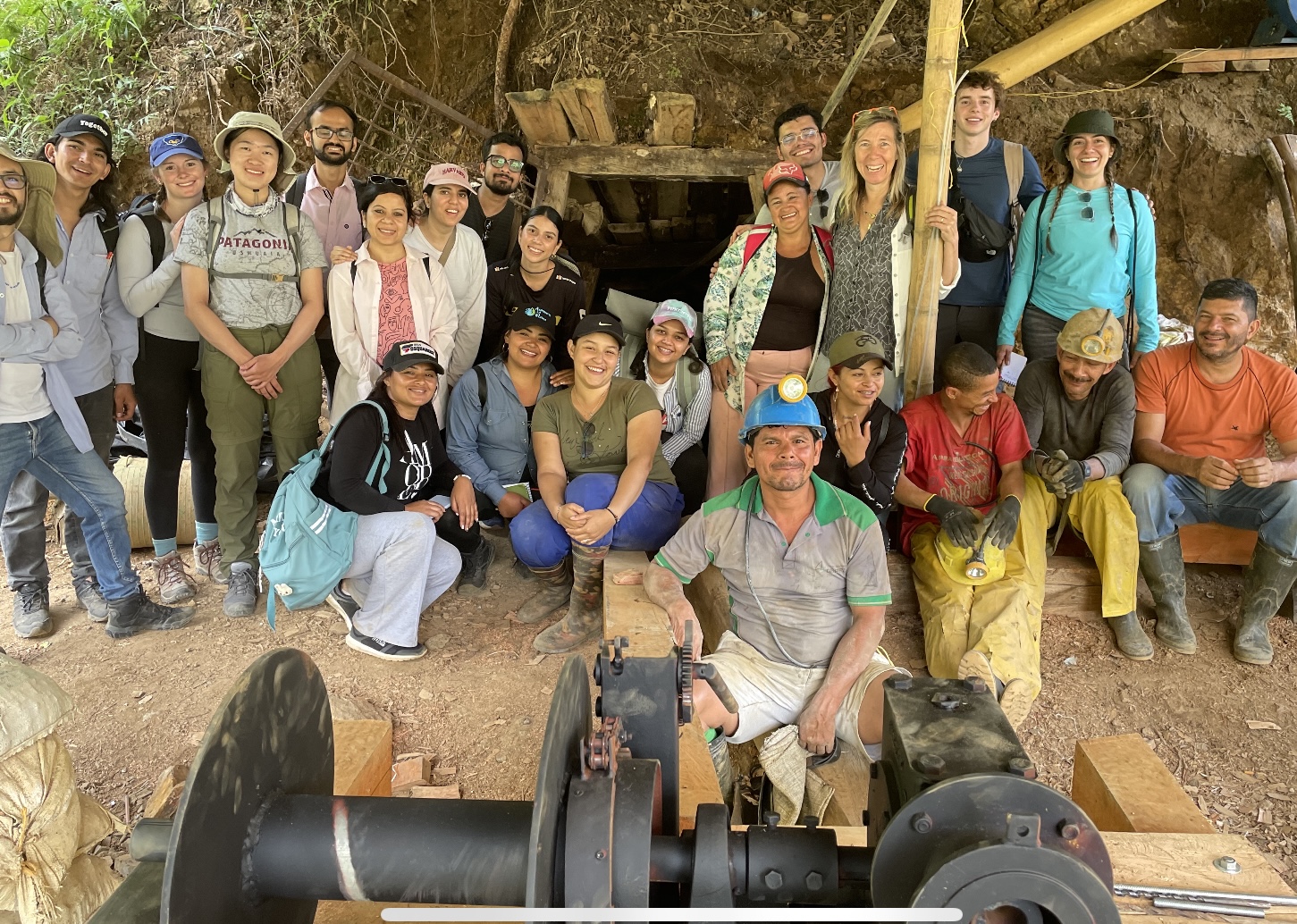 GLOBAL FIELD LAB
