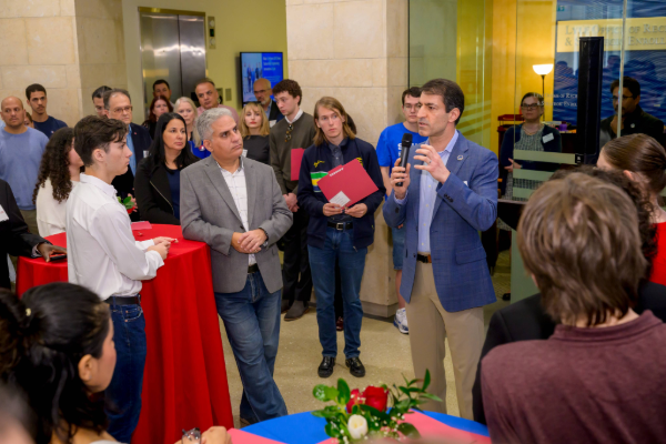 people are paying attention to the dean speech