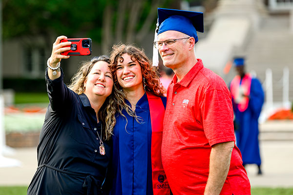 smu graduation dress code Guests
