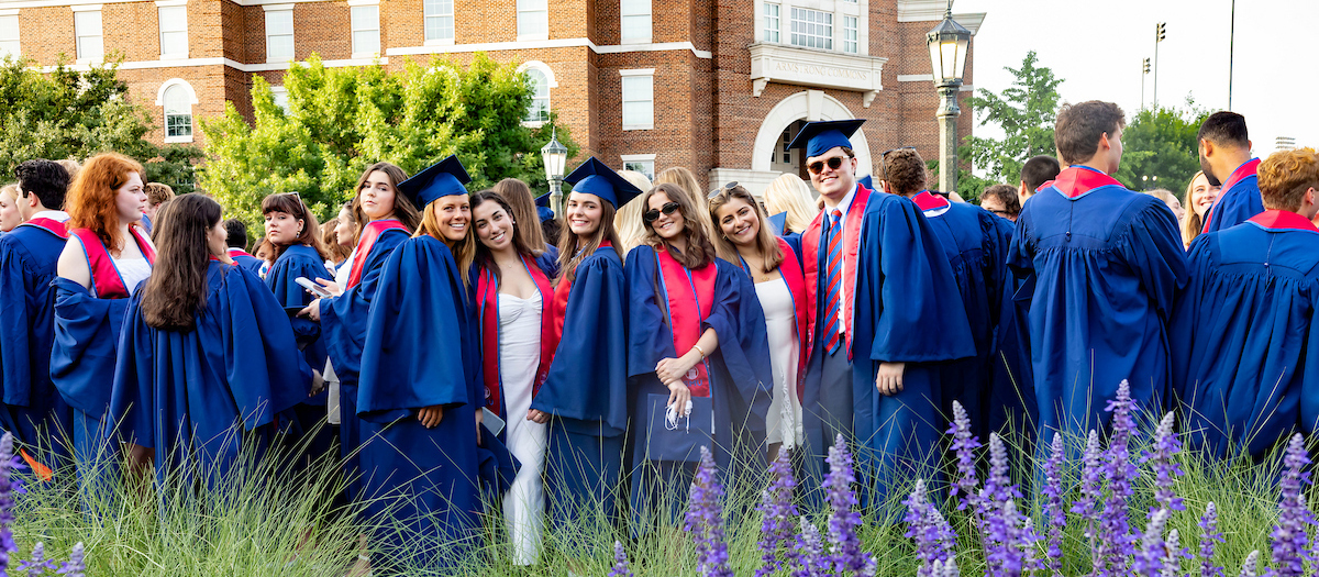 SMU students before graduation ceremony