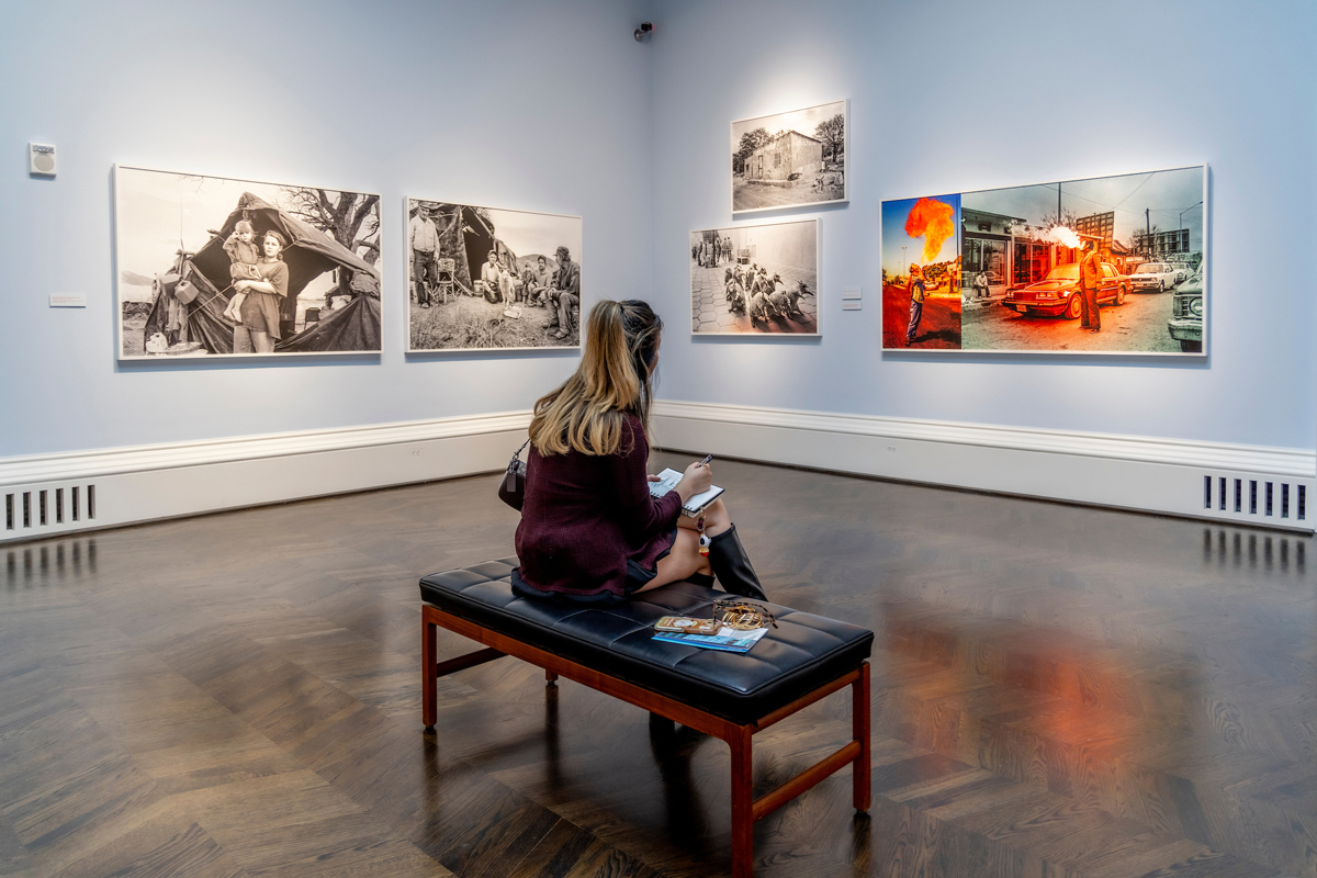 An SMU student enjoying the Meadows Museum