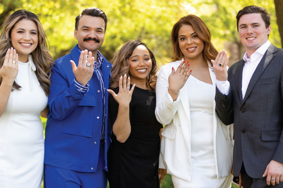 SMU Alumni with their class rings