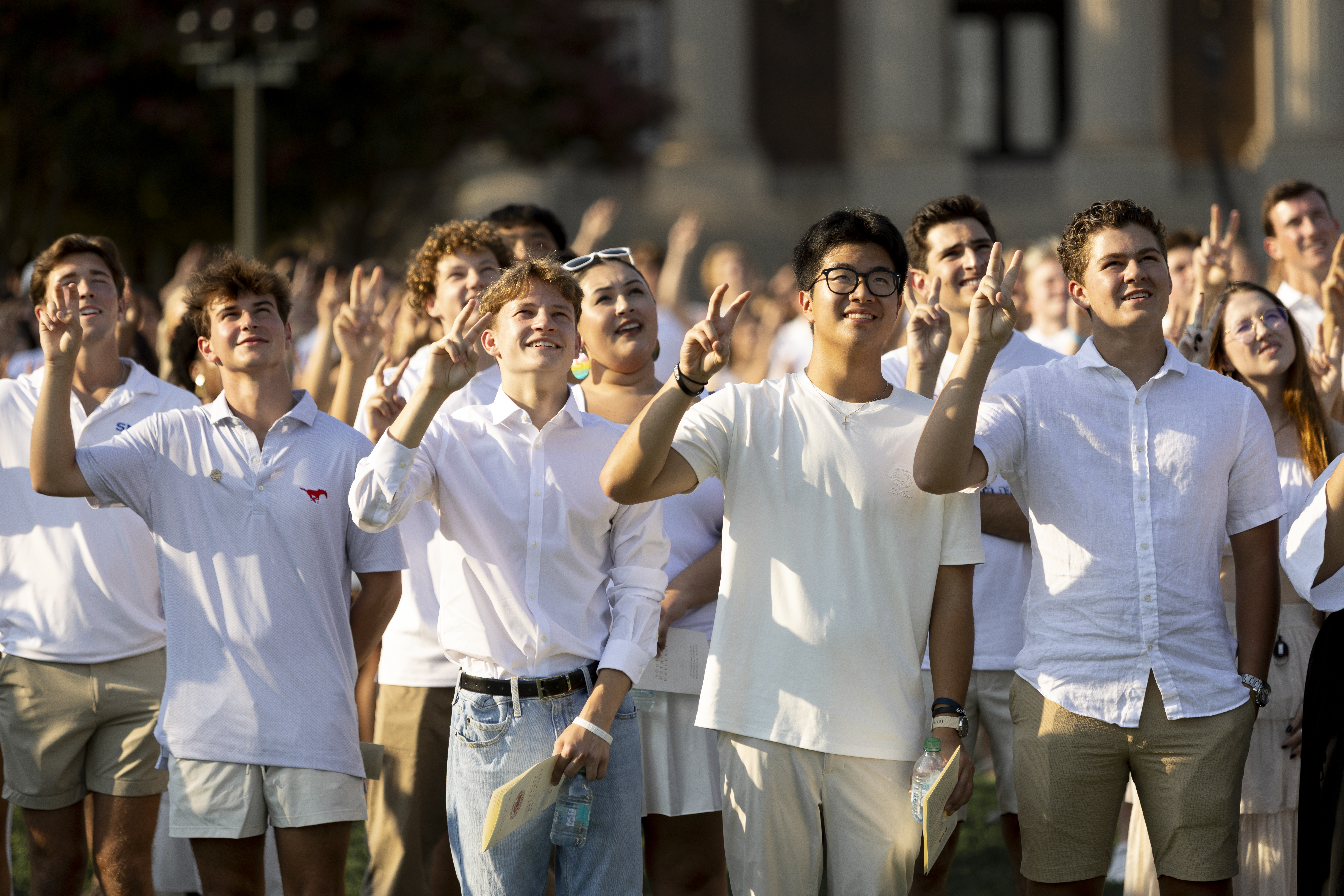 SMU Alumni together on the boulevard