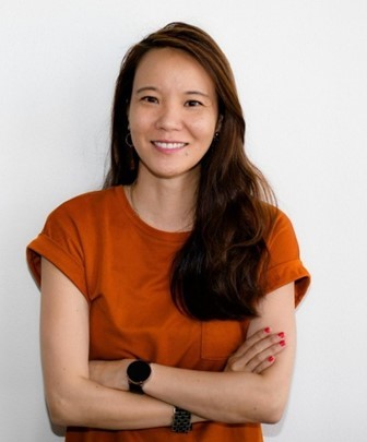 Tina B. Ngo ’03