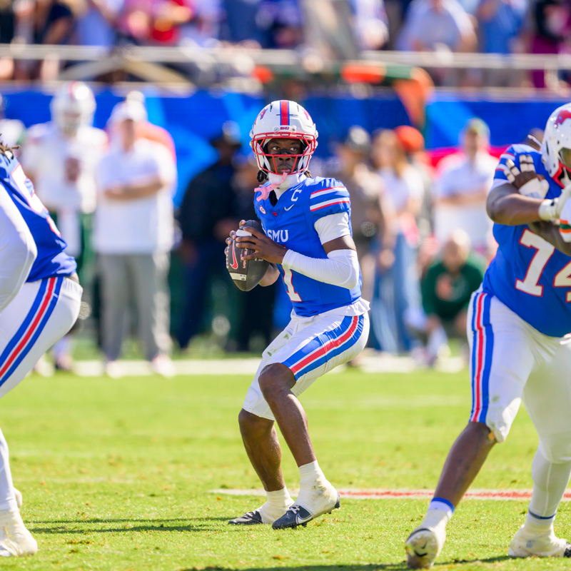 SMU quarterback Kevin Jennings