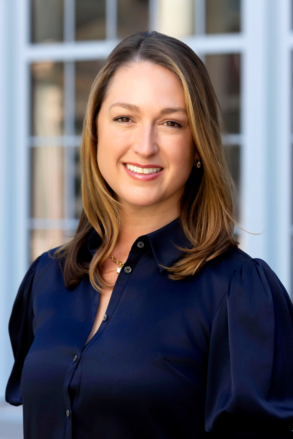 Laura  Howard