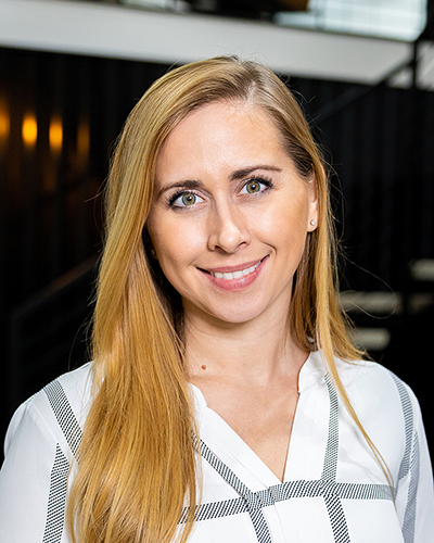 Instructor Karen Damwijk