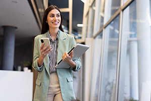 Paralegal walking down the hallway