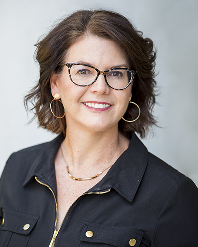 Instructor Laura Wooten