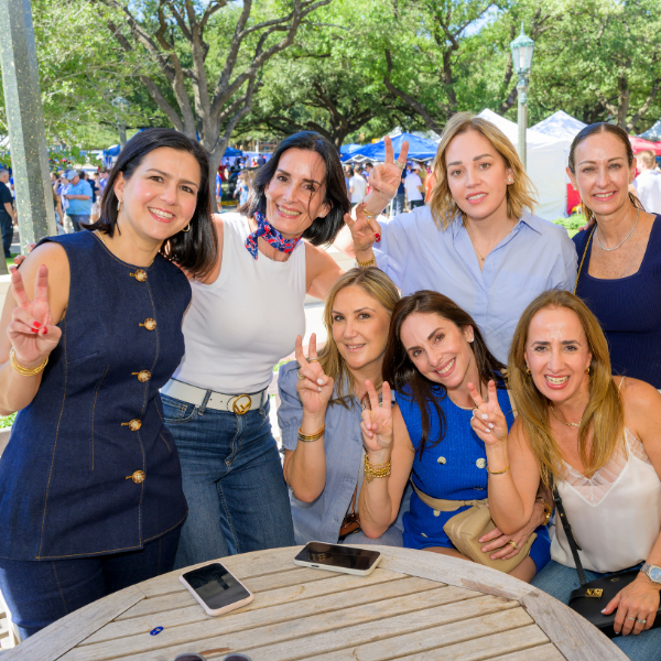 Your online MBA from SMU Cox School of Business gains you entry to an unmatched alumni network.