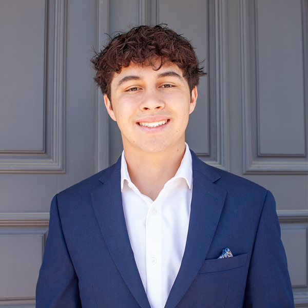 gavin fisher headshot
