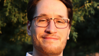 Headshot of Professor Nils Van den Steen