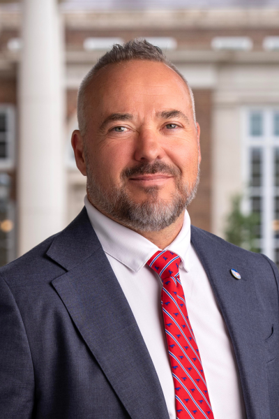 close up headshot of Dean Milbourn