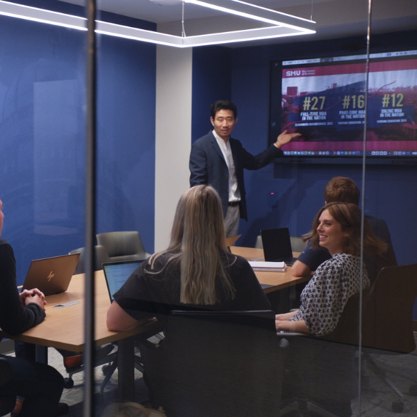 photo of students in a team room