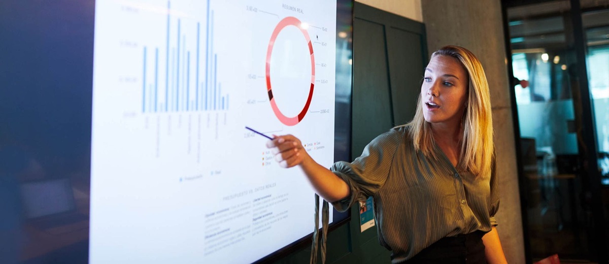 Visual Finance 101: Red Color Influences Investor Behavior | SMU Cox ...