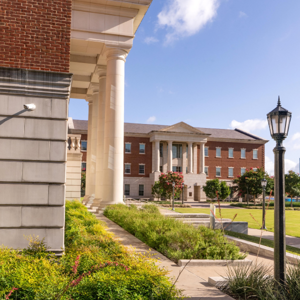 diagonal angle of smu cox building
