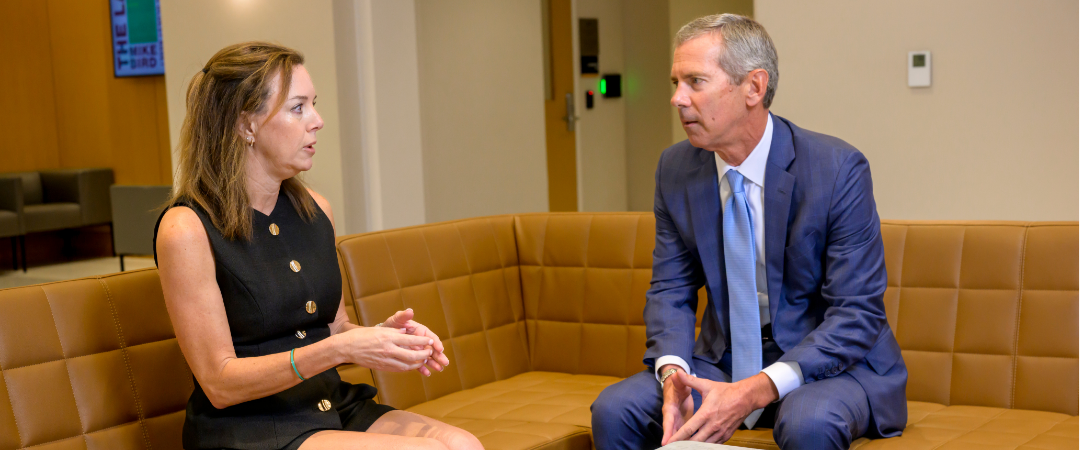 Mentorship CMA Page Header - Two alumni speak at the Cox Mentorship Academy matching event
