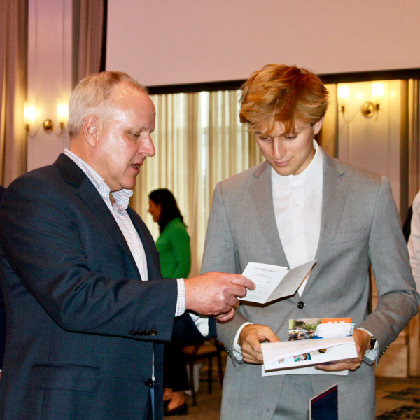 photo of student and employer at folsom event