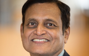 headshot of Shankar