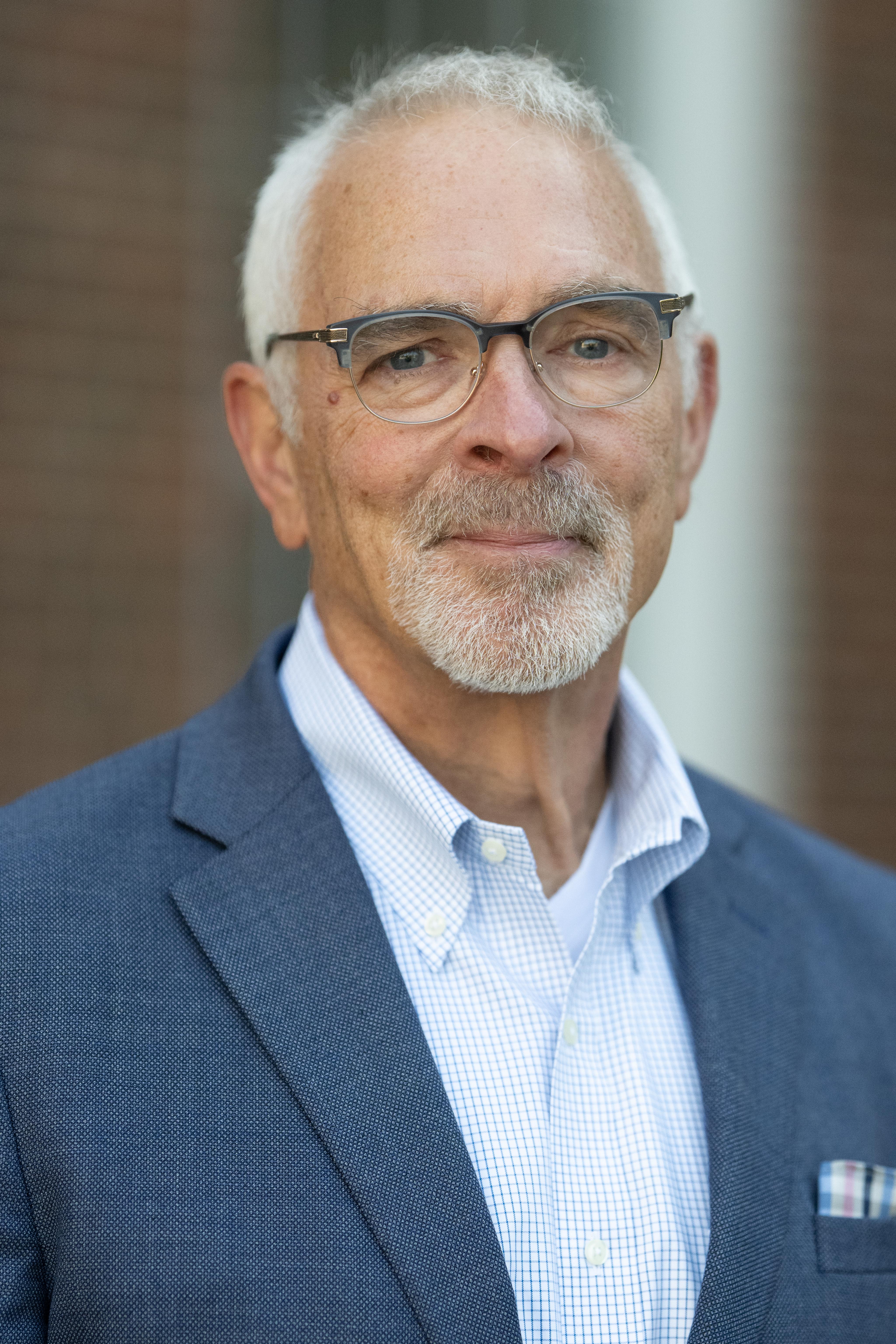 greg petolick headshot