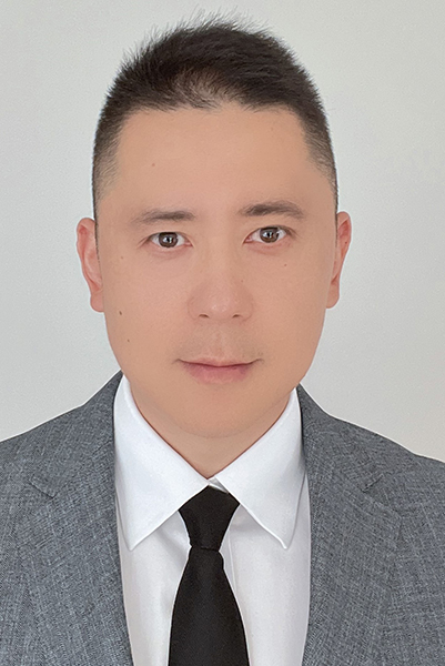 Alex Zhou - Associate Professor profile picture