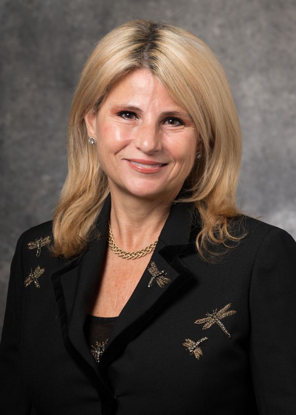 Photo of Erin Stark-Medina