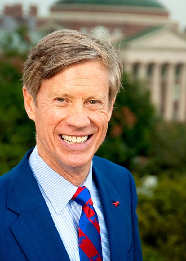 Photo of Richard Ware in front of Dallas Hall