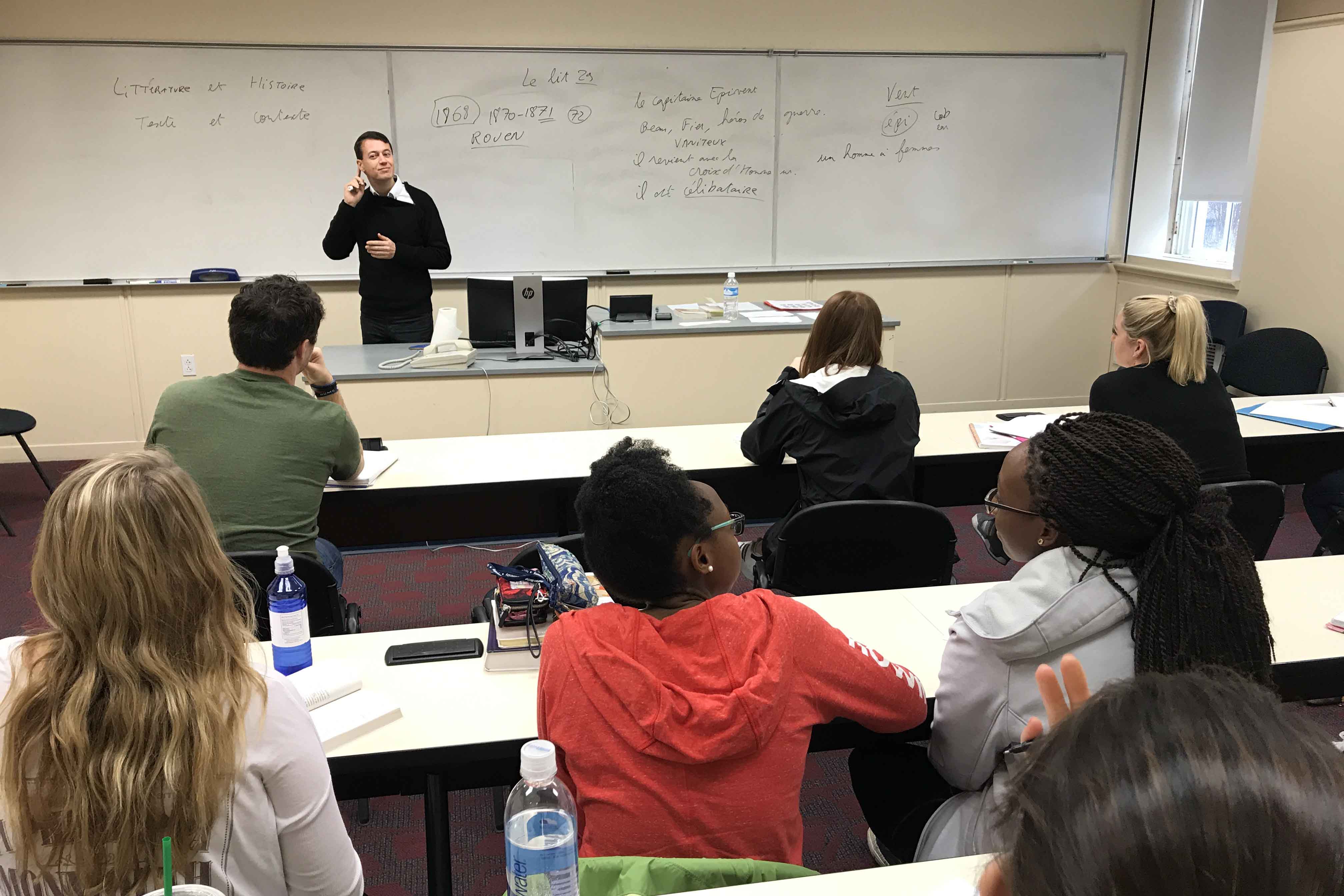 faculty teaching class