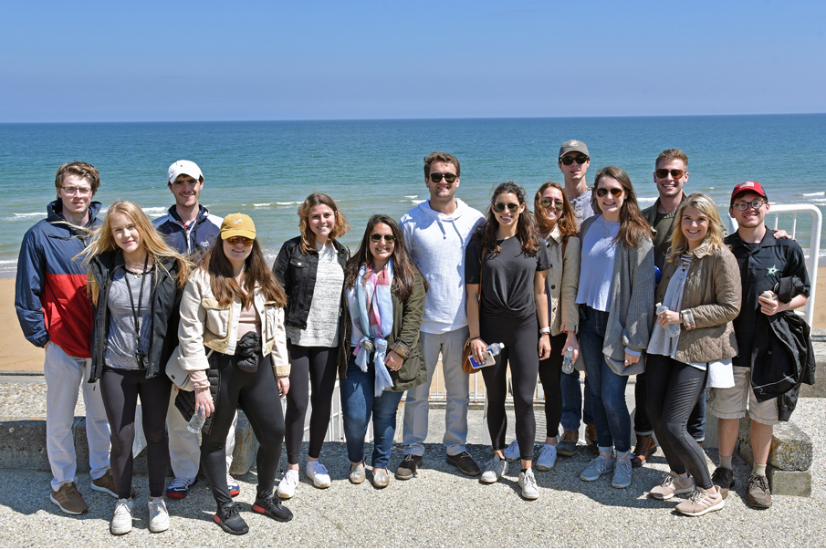 Group photo on the beach for DDay