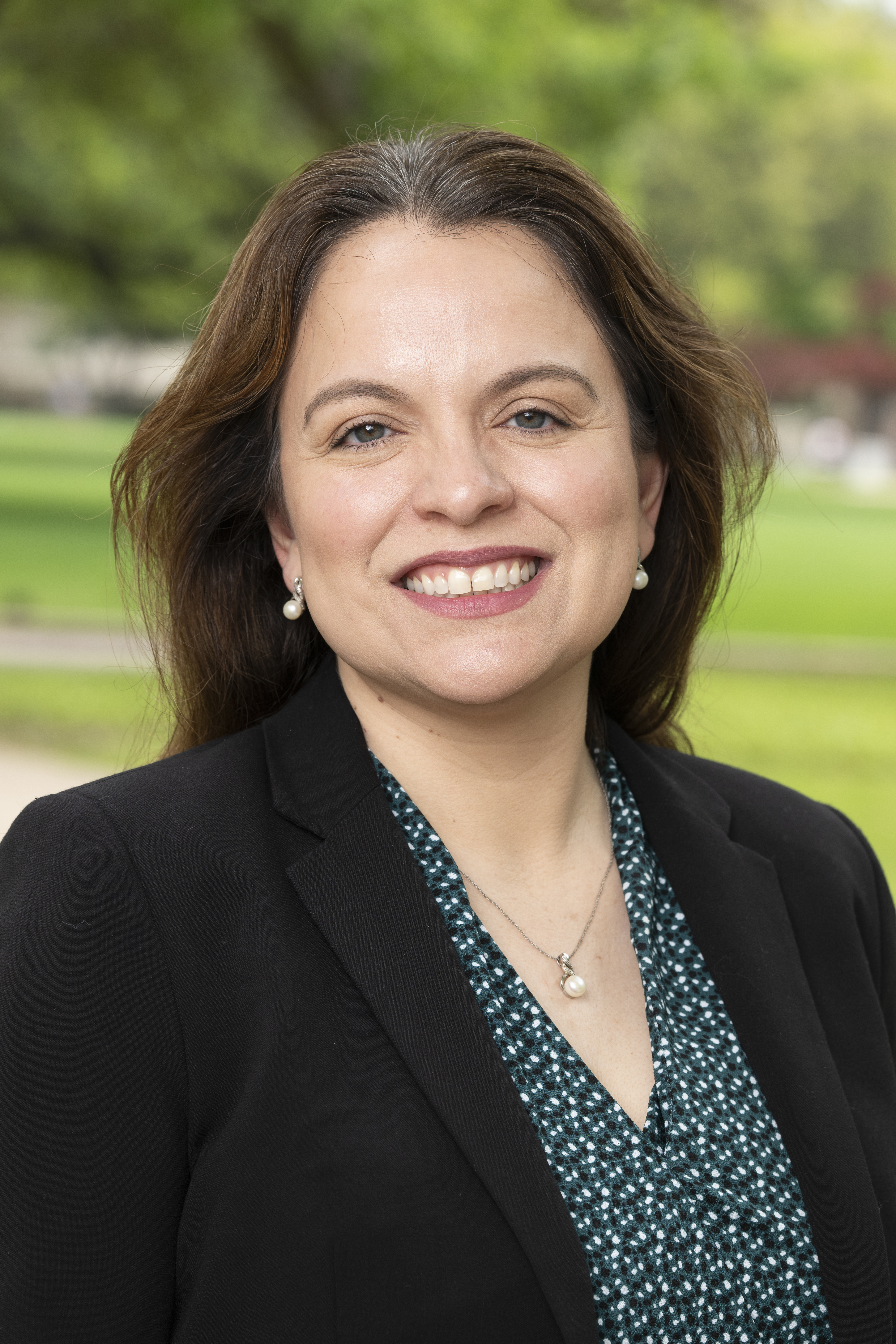 Portrait of professor Bianca Batista 