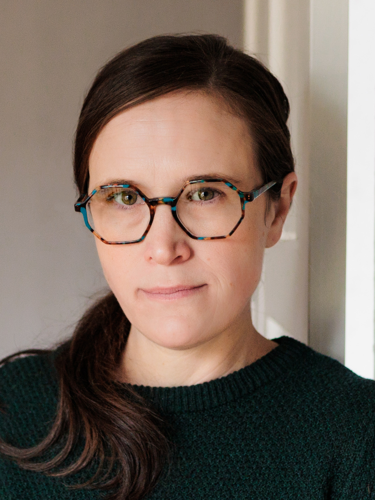 Courtney Weiss Smith