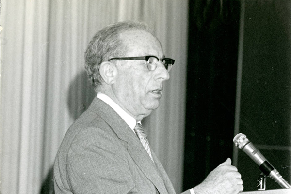 Photograph of Rabbi Levi A. Olan speaking at the Perkins School of Theology Ministers' Week